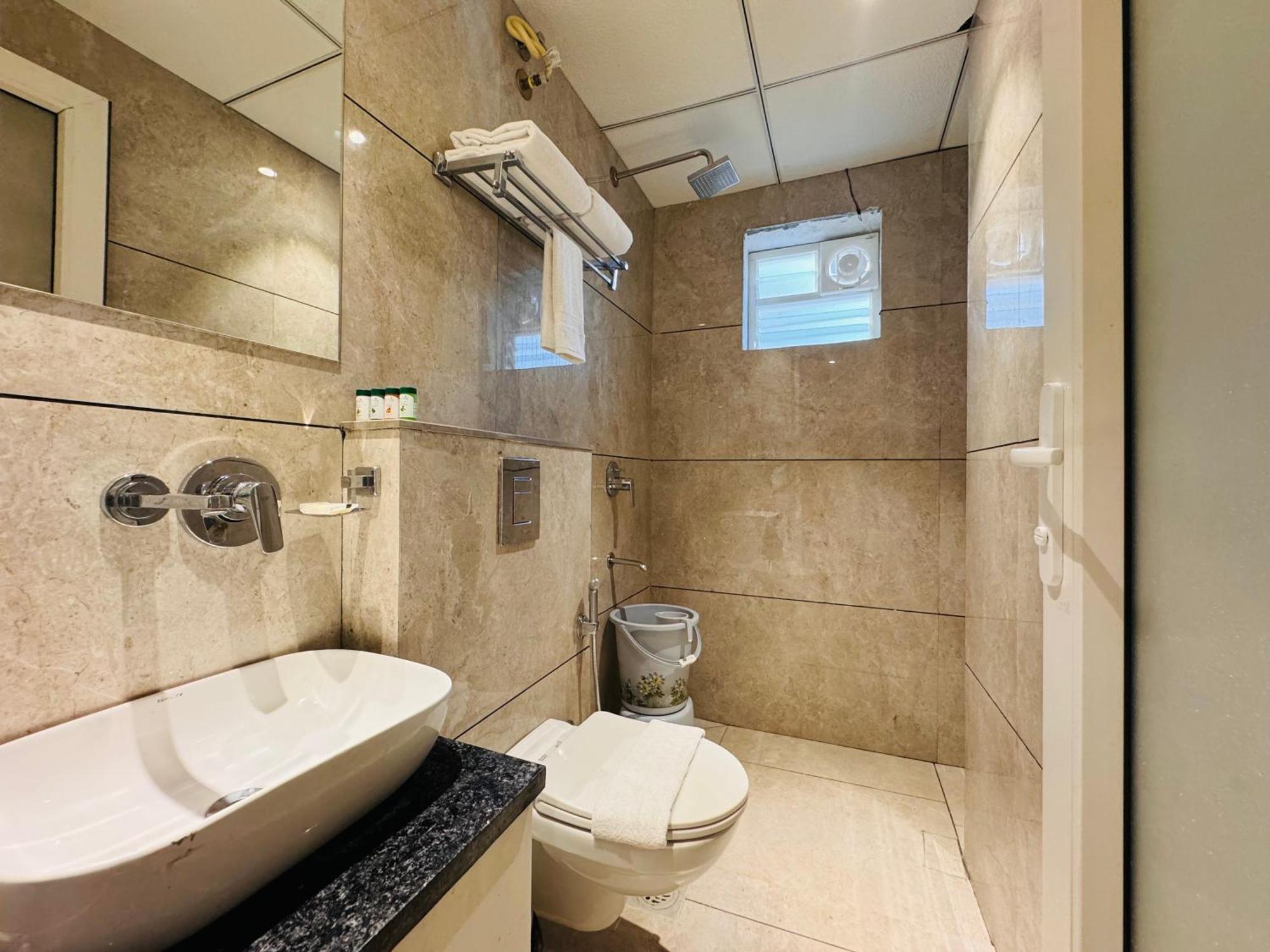 Hotel Rudhav Palace Ujjain Eksteriør bilde