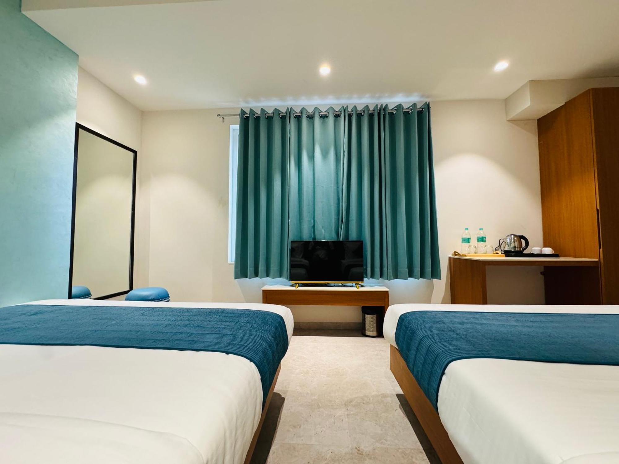 Hotel Rudhav Palace Ujjain Eksteriør bilde